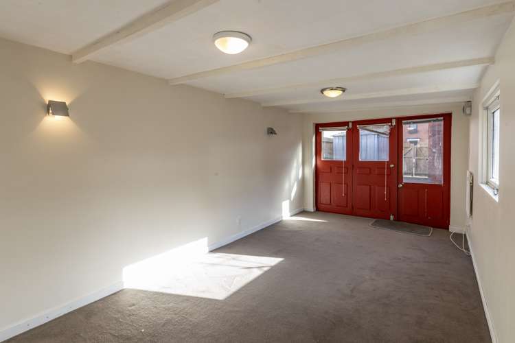 2/28 Bunyan Street Waltham_19