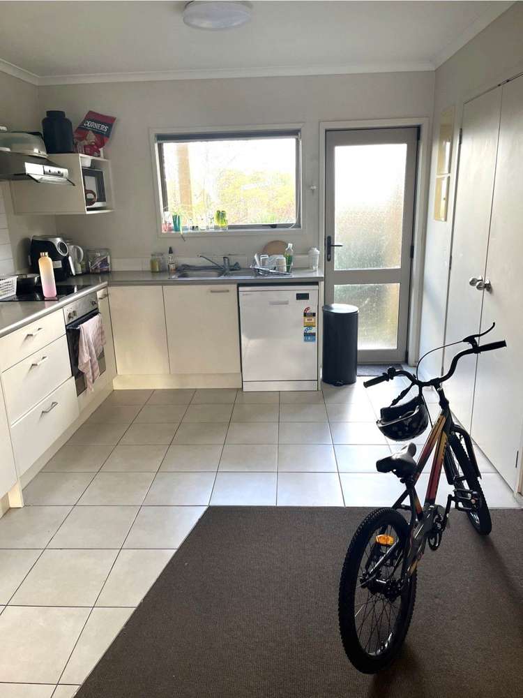 20/94 Glengarry Road Glen Eden_2