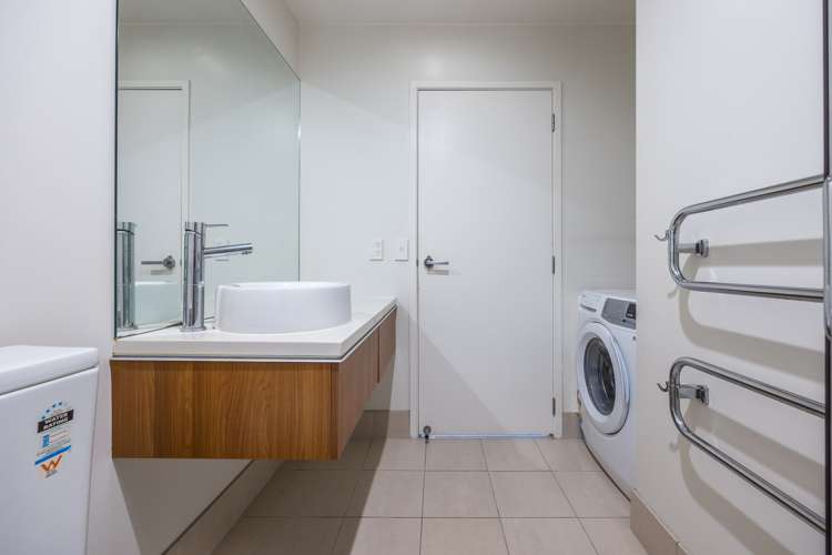 118/2 Dockside Lane Auckland Central_10