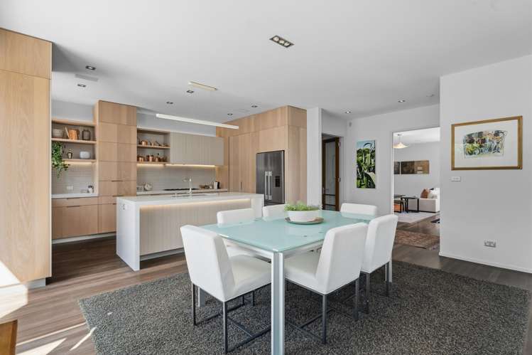 8 Shipherds Avenue Epsom_19