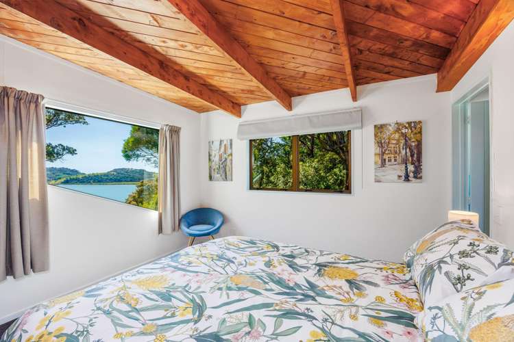 64 Ridge Road Mahurangi East_24