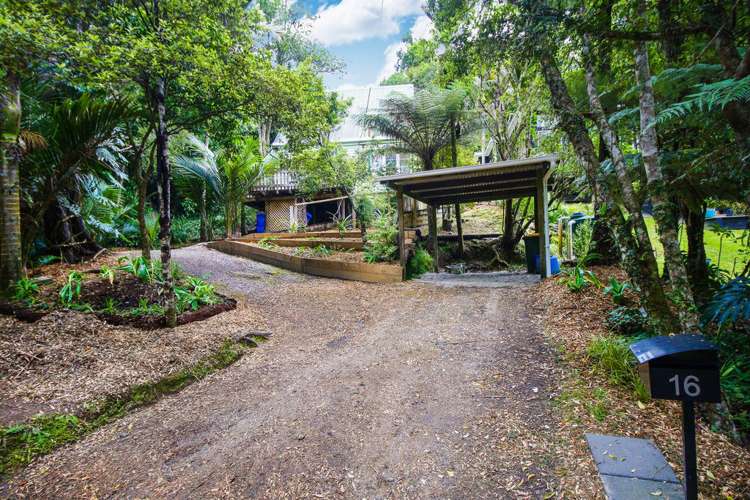 16 Mahoe Road Titirangi_3