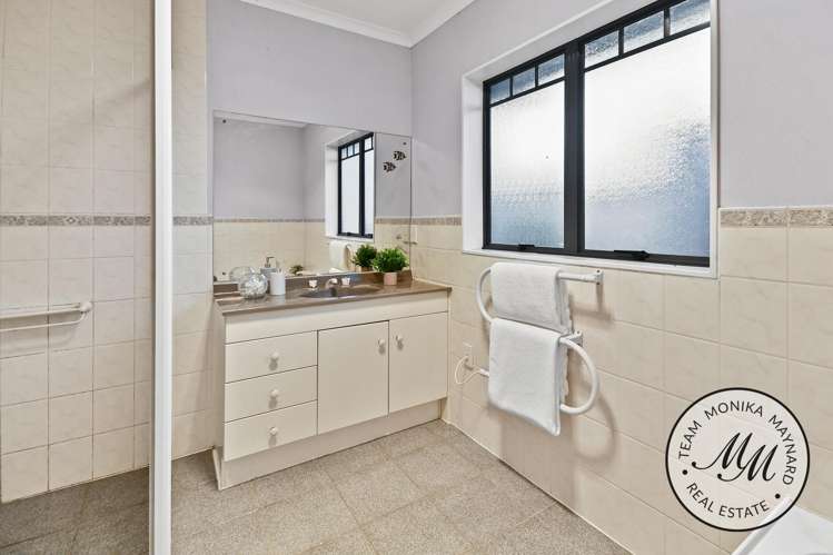 31 Ribbonwood Crescent Goodwood Heights_16