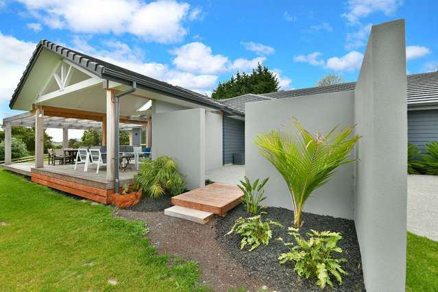 25 Hobbs Road Matakatia_2