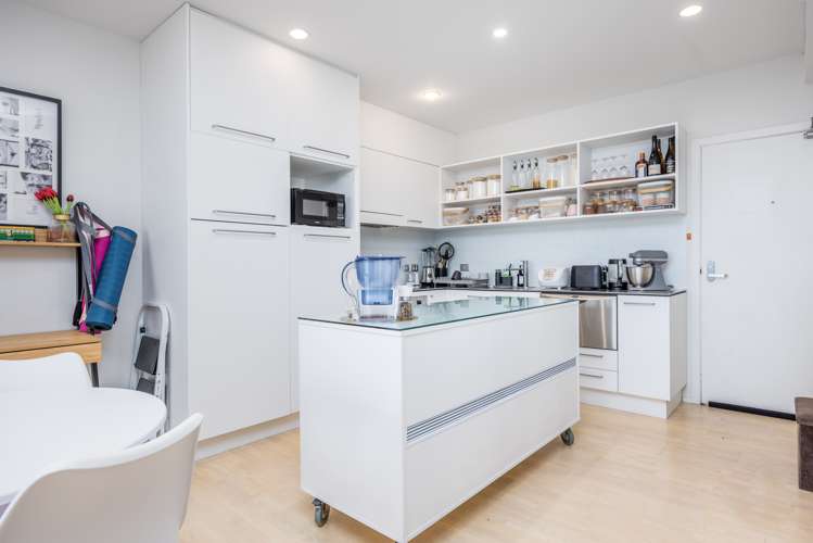 1202/30 Beach Road Auckland Central_10