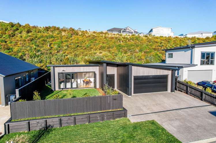 12 Kaiaho Close Aotea_23