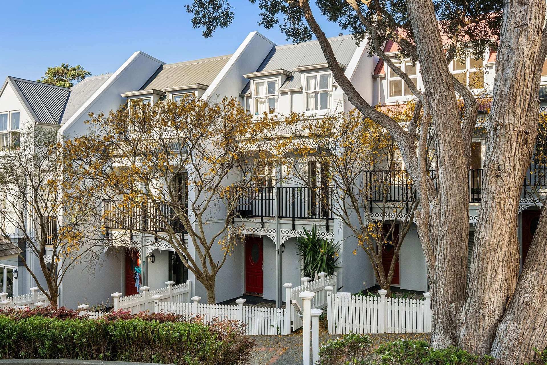 9/43 Nairn Street Mount Cook_0