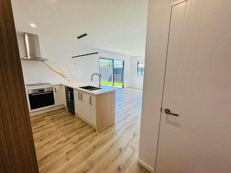 17 Akoranga Place Hornby_8