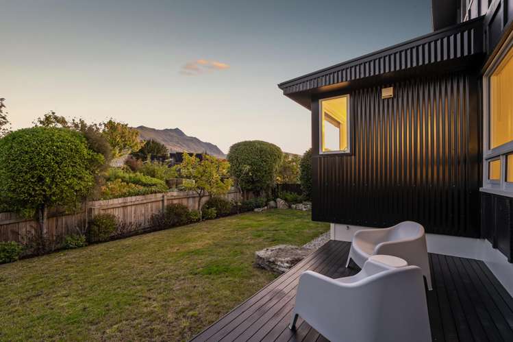 696 Peninsula Road Kelvin Heights_25