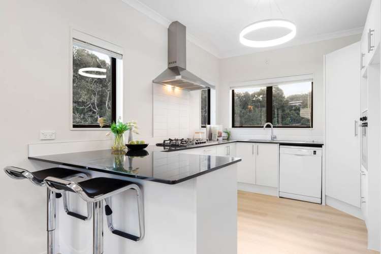 1 Muirlea Drive Flat Bush_6