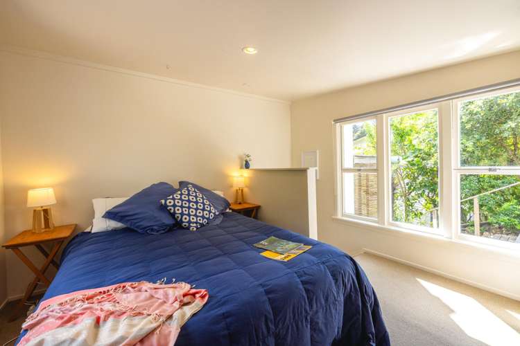 69 Victoria Road South Onetangi_11