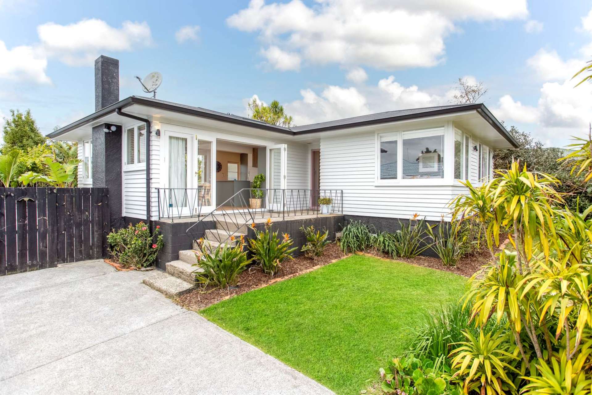 25 Trojan Crescent New Lynn_0