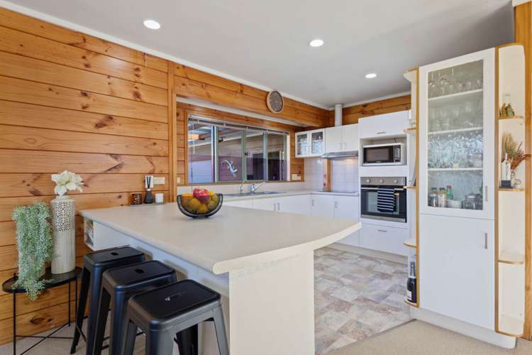 25 Muirfield Street Wattle Downs_6