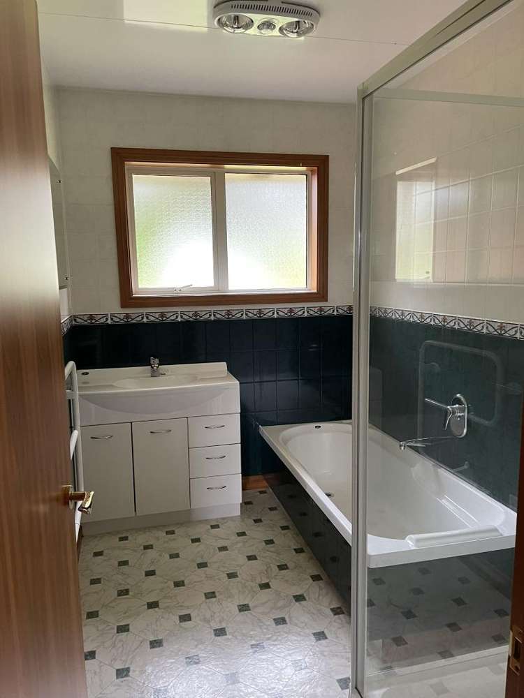 638 Paterson Road Waimumu_10