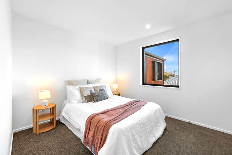 1, 3, 5/70 Isleworth Road Bishopdale_9