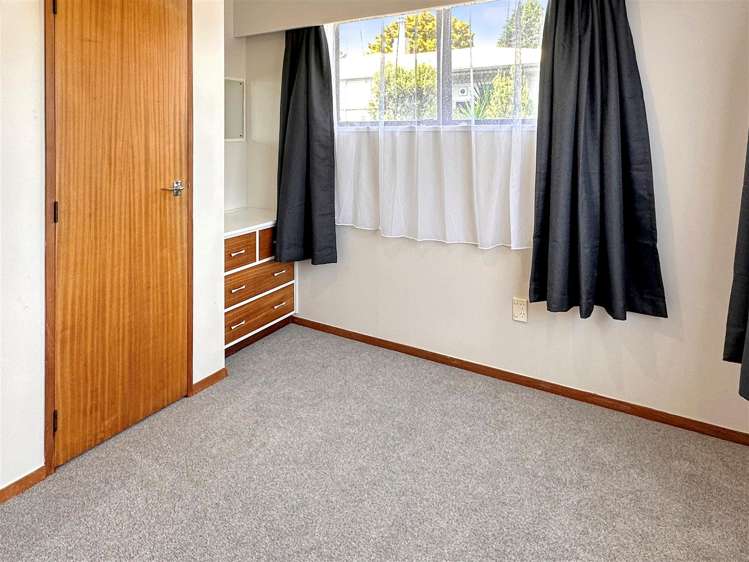 9 Robinson Avenue Holdens Bay_9