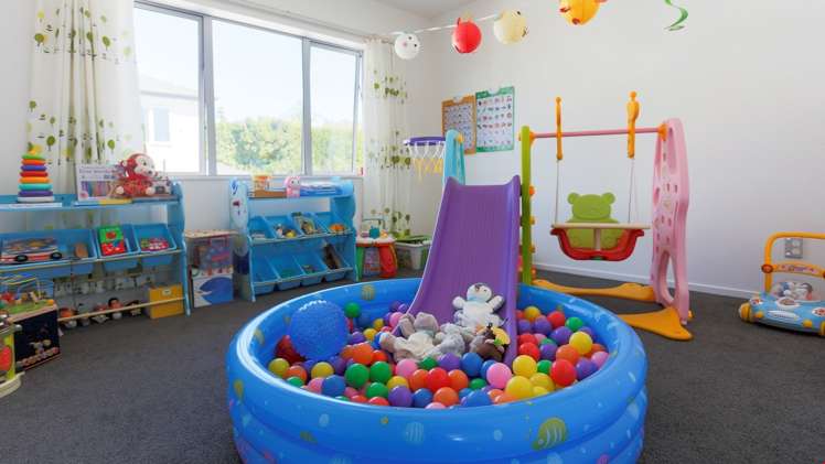 19a Ludlow Terrace Totara Vale_7