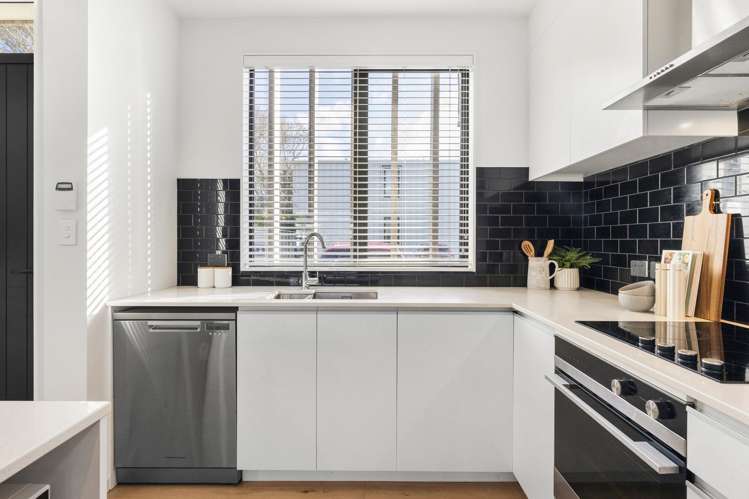 10d Beauchamp Street Karori_6