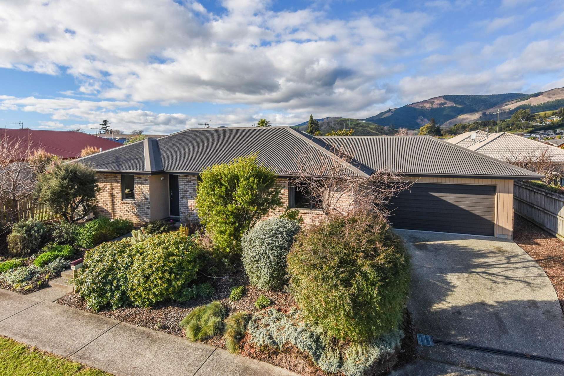 45 Cambelldon Crescent Stoke_0