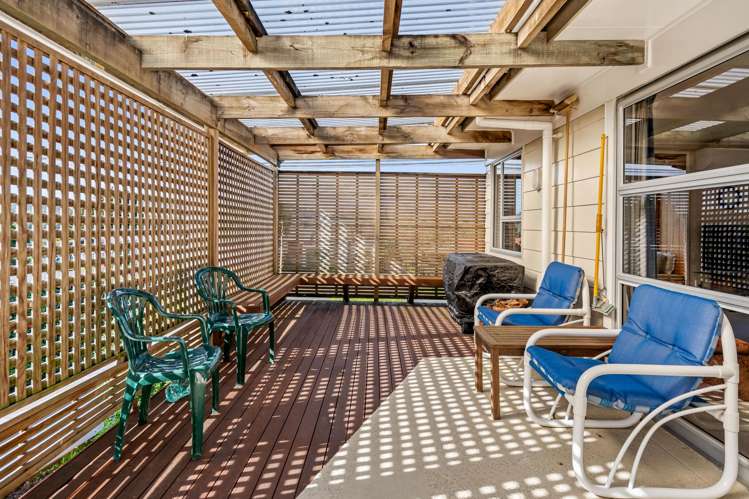 31 Takahe Street_5