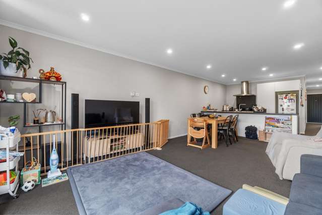 Unit 1/11 Mana Drive Baverstock_1