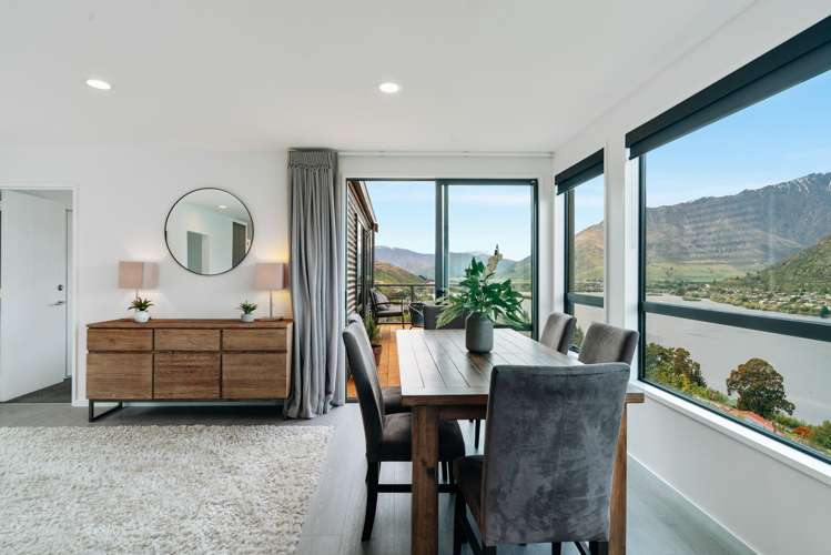 7 Woodlands Close Queenstown_1
