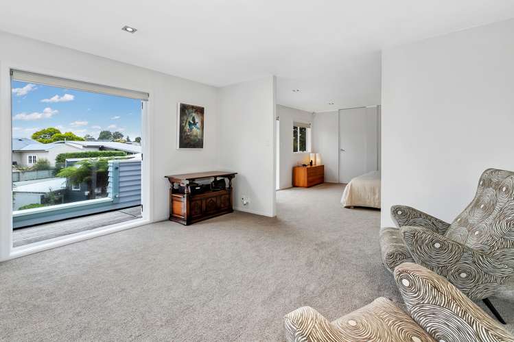 2/15 Newell Street Point Chevalier_5