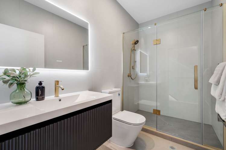 6/4 Patey Street Remuera_18