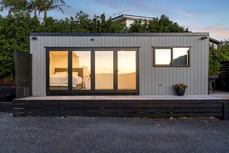 1A Cliff Road Torbay_18