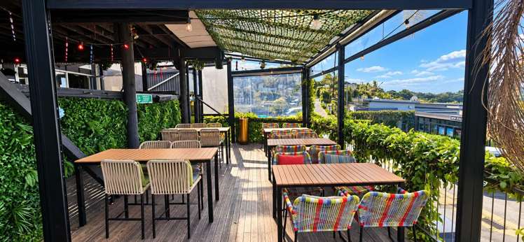 153 Ocean View Road Oneroa_6