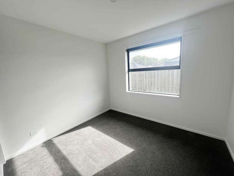 55 Bonecrusher Street Lincoln_11