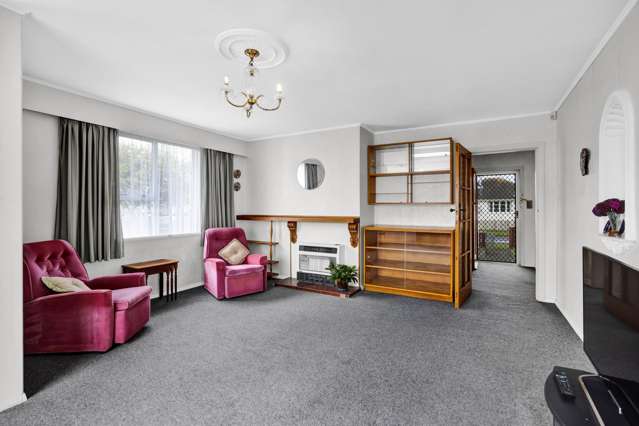 2 Acourt Street Hawera_2