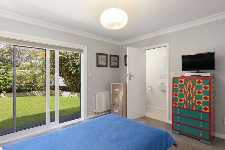 8 Otaki Street Miramar_16