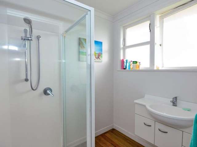 1012 Cobham Place Raureka_1