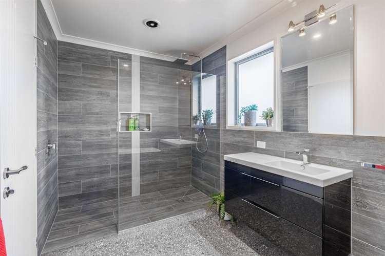 378 Herbert Street Windsor_14