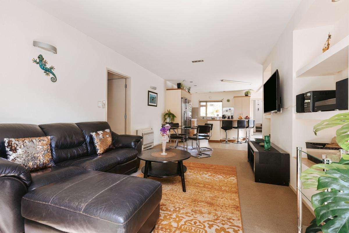 23 White Horse Drive_5