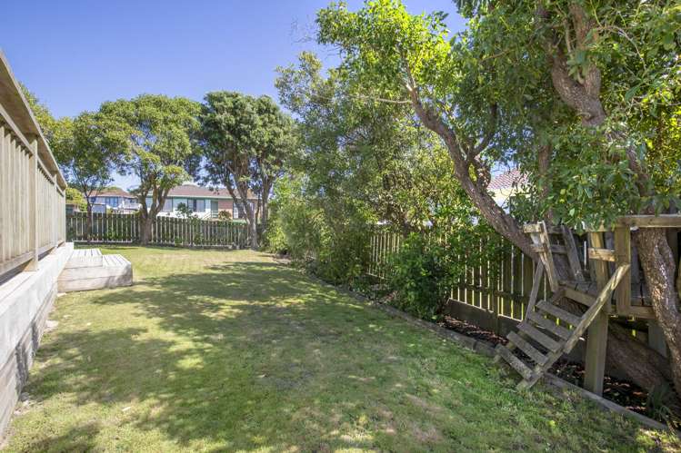 6 Moki Street Titahi Bay_18