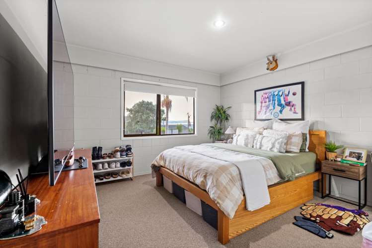 3 Elgin Place Red Beach_24