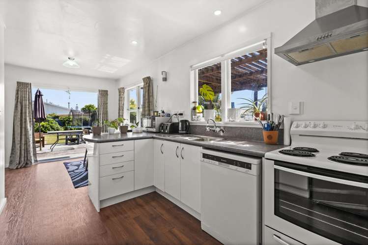 19 Oldham Avenue Onekawa_3