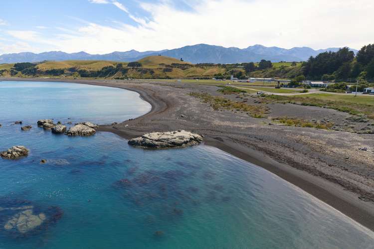 13 South Bay Parade Kaikoura Flat_23