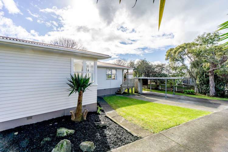 24 Justin Place Te Atatu Peninsula_22