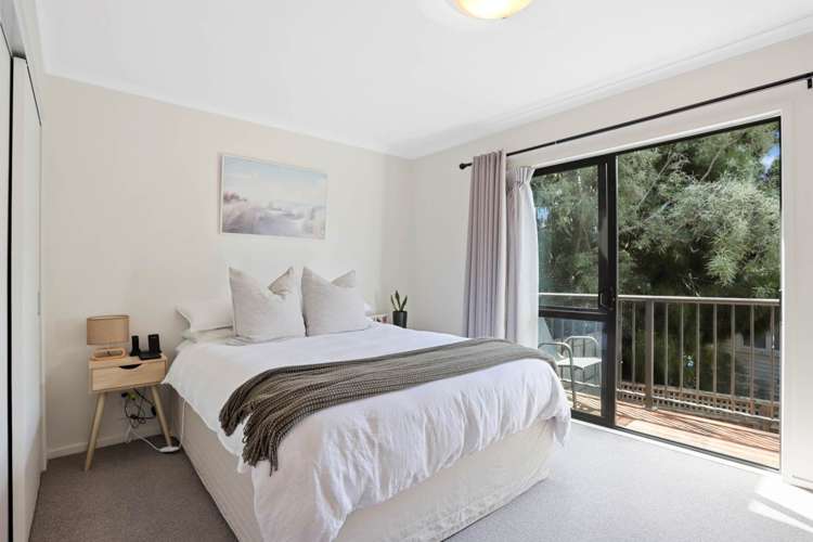 4/94 Glengarry Road Glen Eden_5