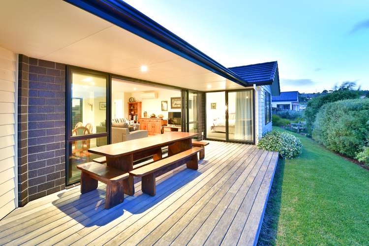 32 Grovenor Drive Orewa_25