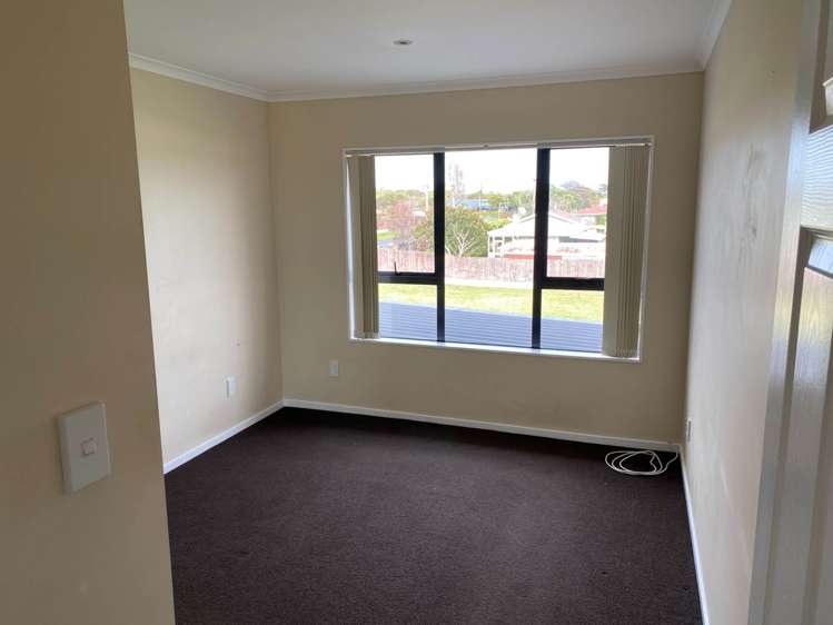 12a Wallace Road Mangere Bridge_12