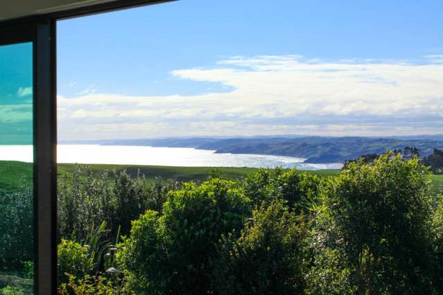 668 Te Hutewai Road Raglan_4