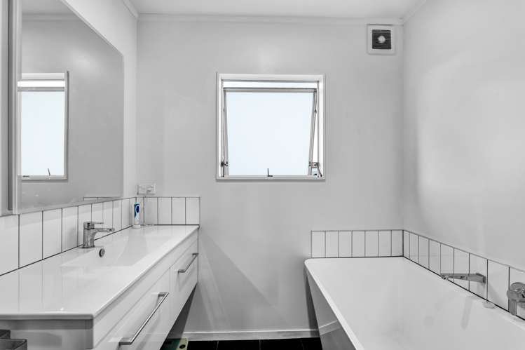 52 Murray Avenue Hawera_19