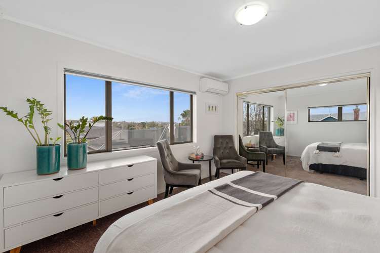 2/70 Hinemoa Street Birkenhead_12