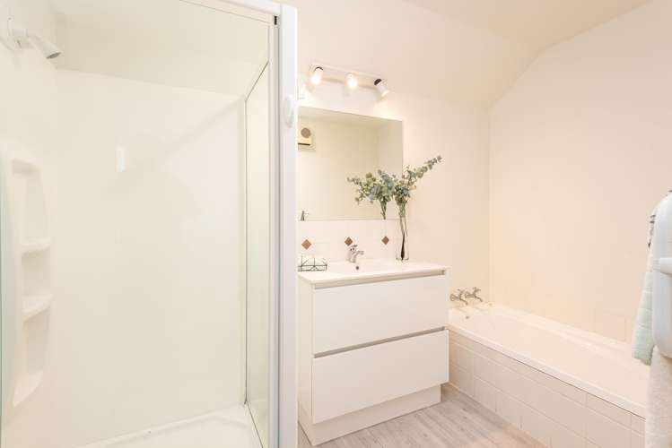 1/54 King Street Sydenham_8