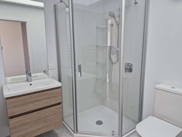 121 Wooing Tree Avenue Cromwell_12