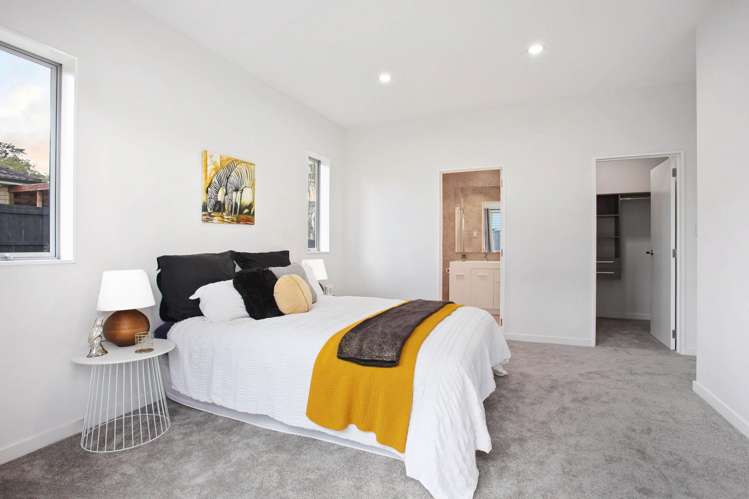 108 Simpson Road Henderson Heights_21